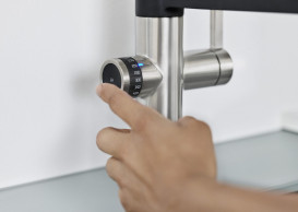 Смеситель для кухни Blanco Evol-S Pro Filter с фильтром и выдвижной лейкой PVD нержавеющая сталь 526311