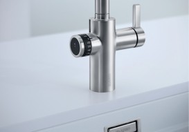 Смеситель для кухни Blanco Evol-S Volume однорычажный с выдвижной лейкой хром 525210