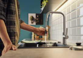 Смеситель для кухни Blanco Jandora-S с выдвижной лейкой нержавеющая сталь 526614