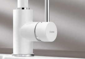 Змішувач для кухні Blanco Mida-S з висувною лійкою Silgranit м'який білий 526968