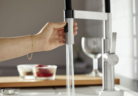 Змішувач для кухні Blanco Sonea-S Flexo з висувною лійкою нержавіюча сталь 526616