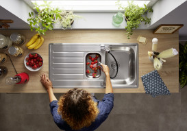 Змішувач для кухні Blanco Wega-S II з висувною лійкою хром 526416