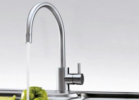 Смеситель для кухни Franke Matrix однорычажный латунь хром 115.0029.625