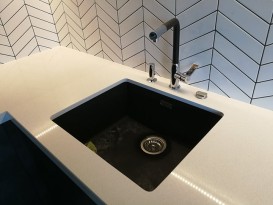 Смеситель для кухни Franke Neptune Evo однорычажный с выносным изливом латунь хром/черный 115.0373.945