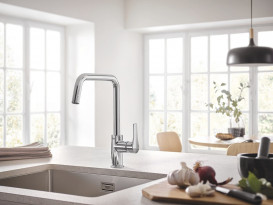 Смеситель для кухни Grohe Eurosmart однорычажный хром 30567000