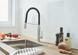 Змішувач для кухні Grohe Feel одноважільний з висувною лійкою хром 31489000