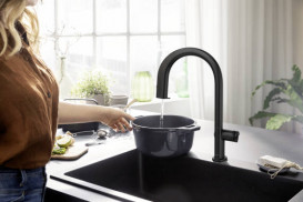 Змішувач для кухні Hansgrohe Aqittura M91 FilterSystem 210 з висувним носиком одноважільний чорний матовий 76803670