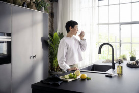 Змішувач для кухні Hansgrohe Aqittura M91 SodaSystem 210 одноважільний висувний вилив sbox стартовий набір чорний матовий 76806670