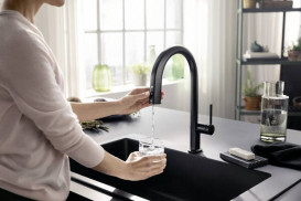 Змішувач для кухні Hansgrohe Aqittura M91 SodaSystem 210 висувний вилив sbox стартовий набір матовий чорний 76836670