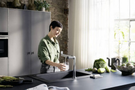 Змішувач для кухні Hansgrohe Aqittura M91 SodaSystem 240 одноважільний стартовий набір хром 76837000