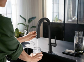 Змішувач для кухні Hansgrohe Aqittura M91 SodaSystem висувний вилив sbox матовий чорний 76838670