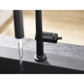 Смеситель для кухни Hansgrohe Talis M54 с выдвижной лейкой черный матовый 72801670