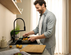 Змішувач для кухні Hansgrohe Talis Select M54 PowderSpray з висувною лійкою чорний матовий 72861670