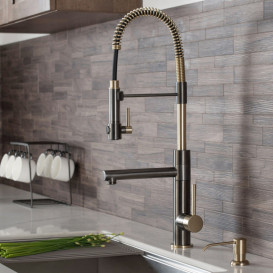 Смеситель для кухни Kraus Artec Pro с выдвижной лейкой черная сталь/матовое золото KPF-1603SBBG