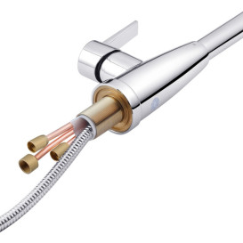 Смеситель для кухни Kroner KRM 11-013F с выдвижным изливом хром CV027263