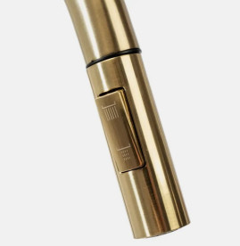 Смеситель для кухни Rea Fresh однорычажный с выдвижной лейкой матовое золото REA-B9148