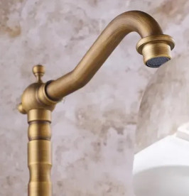 Змішувач для кухні Rea Rustico двовентильний золотий матовий REA-B5521