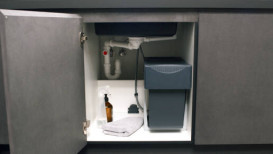 Змішувач для кухні з висувною лійкою Hansgrohe Zesis M33 150 з sBox lite одноважільний чорний матовий 74803670