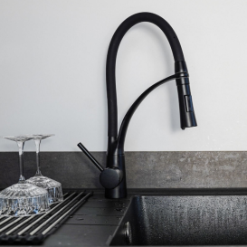 Смеситель для кухни Sink Quality Style однорычажный с гибким изливом черный BNO-bk