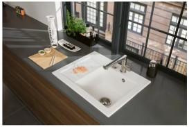 Смеситель для кухни Villeroy & Boch Sorano Shower с выдвижной лейкой сплошная нержавеющая сталь 926800LC