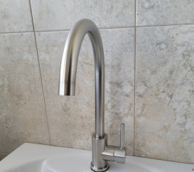 Смеситель для кухни Volle Cruze однорычажный никель 1547.110102