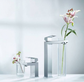 Смеситель для раковины однорычажный высокий Grohe коллекция Eurocube хром 23406000