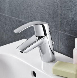 Смеситель для раковины однорычажный с донным клапаном Grohe колекция Eurosmart New хром 33265002