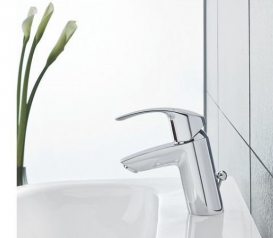 Смеситель для раковины однорычажный с донным клапаном Grohe колекция Eurosmart New хром 33265002