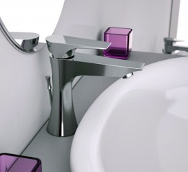 Змішувач для раковини Daniel Diva з донним клапаном хром DV605CR