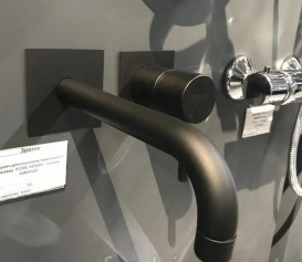 Смеситель для раковины Fiore Xenon настенный однорычажный черный матовый 44NN7547