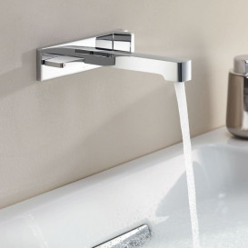 Смеситель для раковины Geberit One настенный встраиваемый двухвентильный хром 116.461.21.1