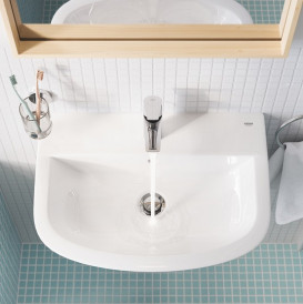 Смеситель для раковины Grohe BauEdge с донным клапаном хром 23328001