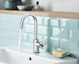 Змішувач для раковини Grohe BauLoop з донним клапаном хром 23763001