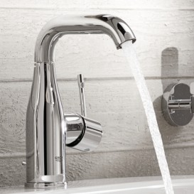 Смеситель для раковины Grohe Essence New однорычажный хром 23480001