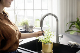 Смеситель для кухни Hansgrohe Aqittura M91 210 однорычажный с выдвижным носиком sBox стартовый комплект хром 76800000