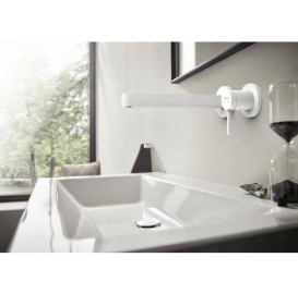Смеситель для раковины Hansgrohe Finoris настенный белый матовый 76050700