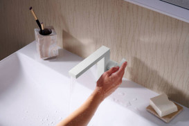 Смеситель для раковины Hansgrohe Tecturis E однорычажный с донным клапаном Push-Open матовый белый 73020700