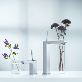 Смеситель для раковины с джойстиком Grohe коллекция Eurocube Joy хром 23656000