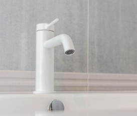 Змішувач для раковини одноважеля GRB Time білий 47541471