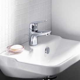 Смеситель для раковины однорычажный Hansgrohe коллекция Novus хром 71021000