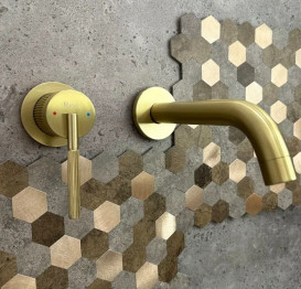 Смеситель для раковины Rea Argon настенный однорычажный матовое золото REA-B7808