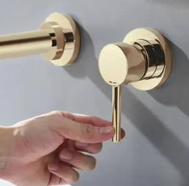 Смеситель для раковины Rea Lungo Long настенный однорычажный золото REA-B0370