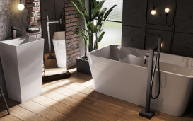 Смеситель для ванной Besco Varium напольный с душевым гарнитуром черный матовый BW-V-CZ