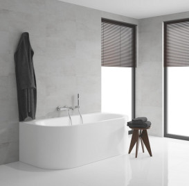 Змішувач для ванної Grohe Essence з душовим гарнітуром хром 25249001