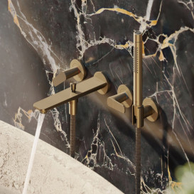 Смеситель для ванной Hansgrohe Axor Citterio C настенный с душевым гарнитуром матовая бронза 49481140