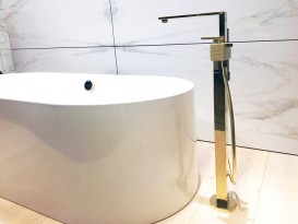 Змішувач для ванни Hansgrohe Axor Edge підлоговий з алмазної огранюванням 46441000