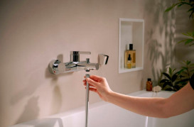 Змішувач для ванної Hansgrohe Zesis S одноважільний хром 74420000