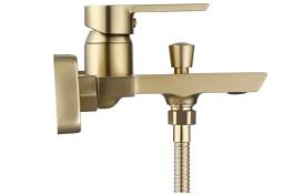 Смеситель для ванной Rea Argus однорычажный с душевым гарнитуром матовое золото REA-B6414