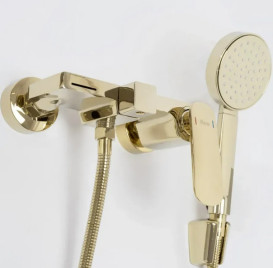 Смеситель для ванной Rea Berg однорычажный с душевым гарнитуром золото REA-B2043
