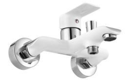Смеситель для ванной Rea Bloom однорычажный с душевым гарнитуром белый/хром REA-B9918